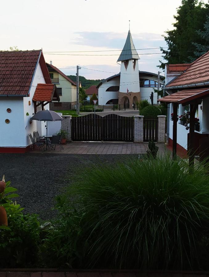Apartament Harmony Vendeghaz Egerszalók Zewnętrze zdjęcie